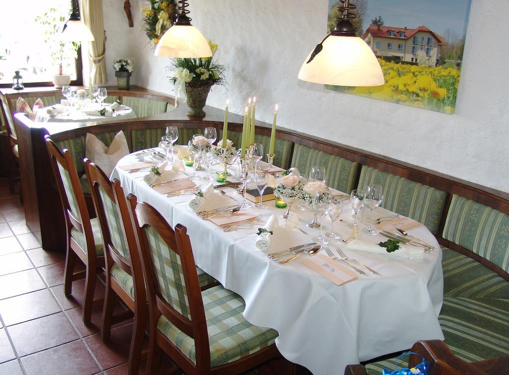 Hotel & Restaurant Dornweiler Hof Илертисен Екстериор снимка