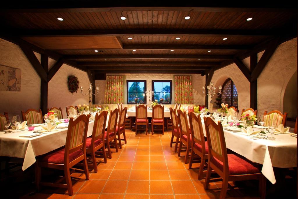 Hotel & Restaurant Dornweiler Hof Илертисен Екстериор снимка