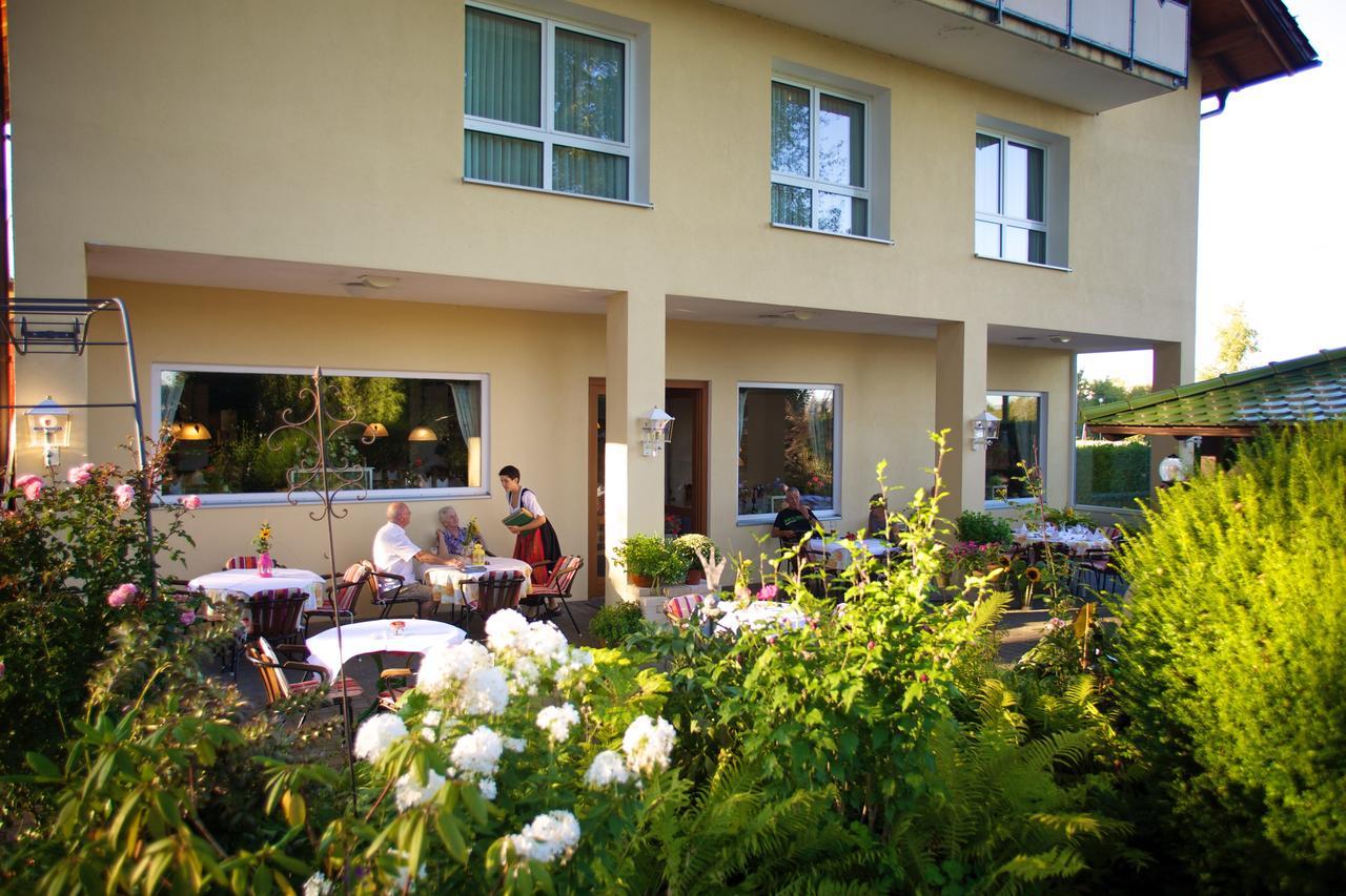 Hotel & Restaurant Dornweiler Hof Илертисен Екстериор снимка